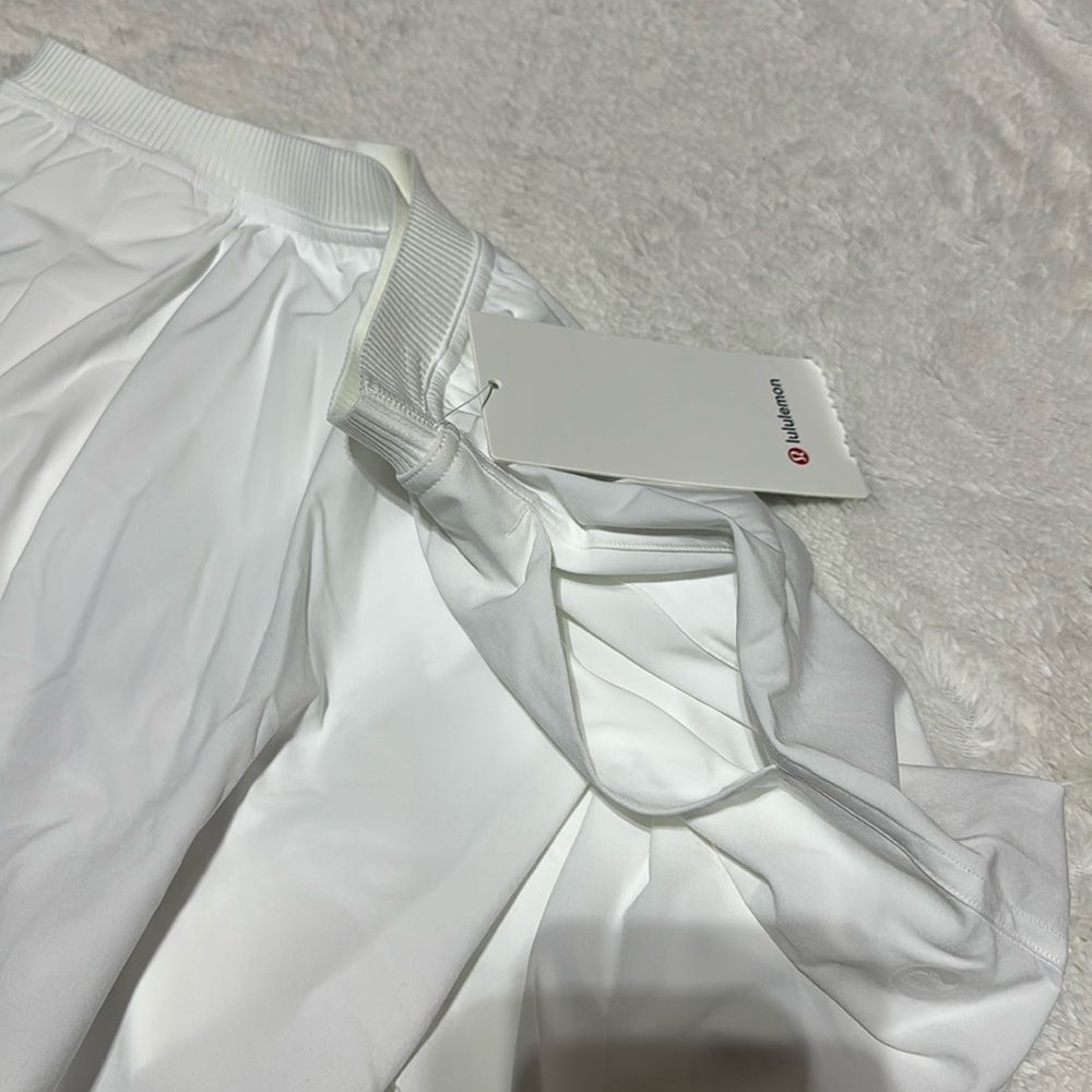 Lululemon | size 6 | narrow waistband tennis skirt - Picture 7 of 12